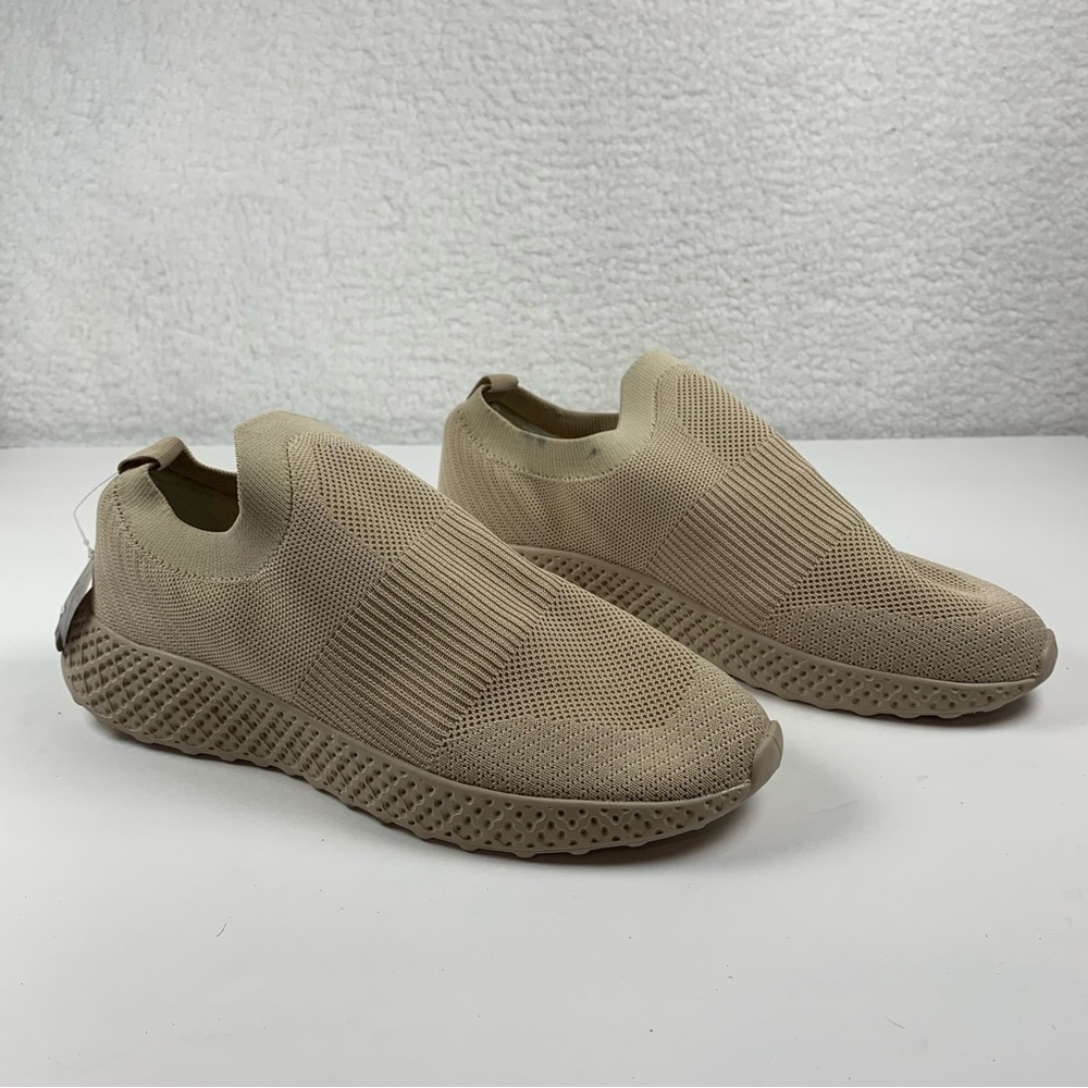 Blondo Womens Sarah Slip On‎ Knit Stretch Sneakers Tan Textured Wedge 9.5 NWOB